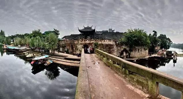 交通工具的历史源远流长，不同国家不同时期的交通工具是什么样子